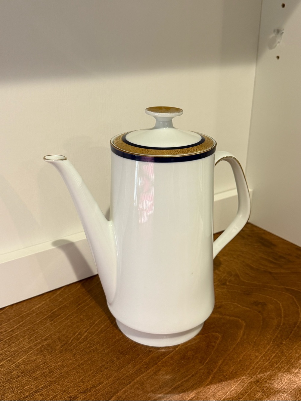 Plankenhammer Floss Bavaria Porcelain Coffee Pot with Cobalt and Gold Rim